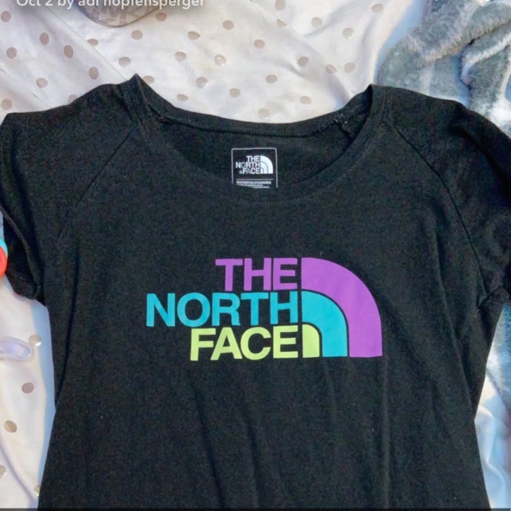 North Face tee